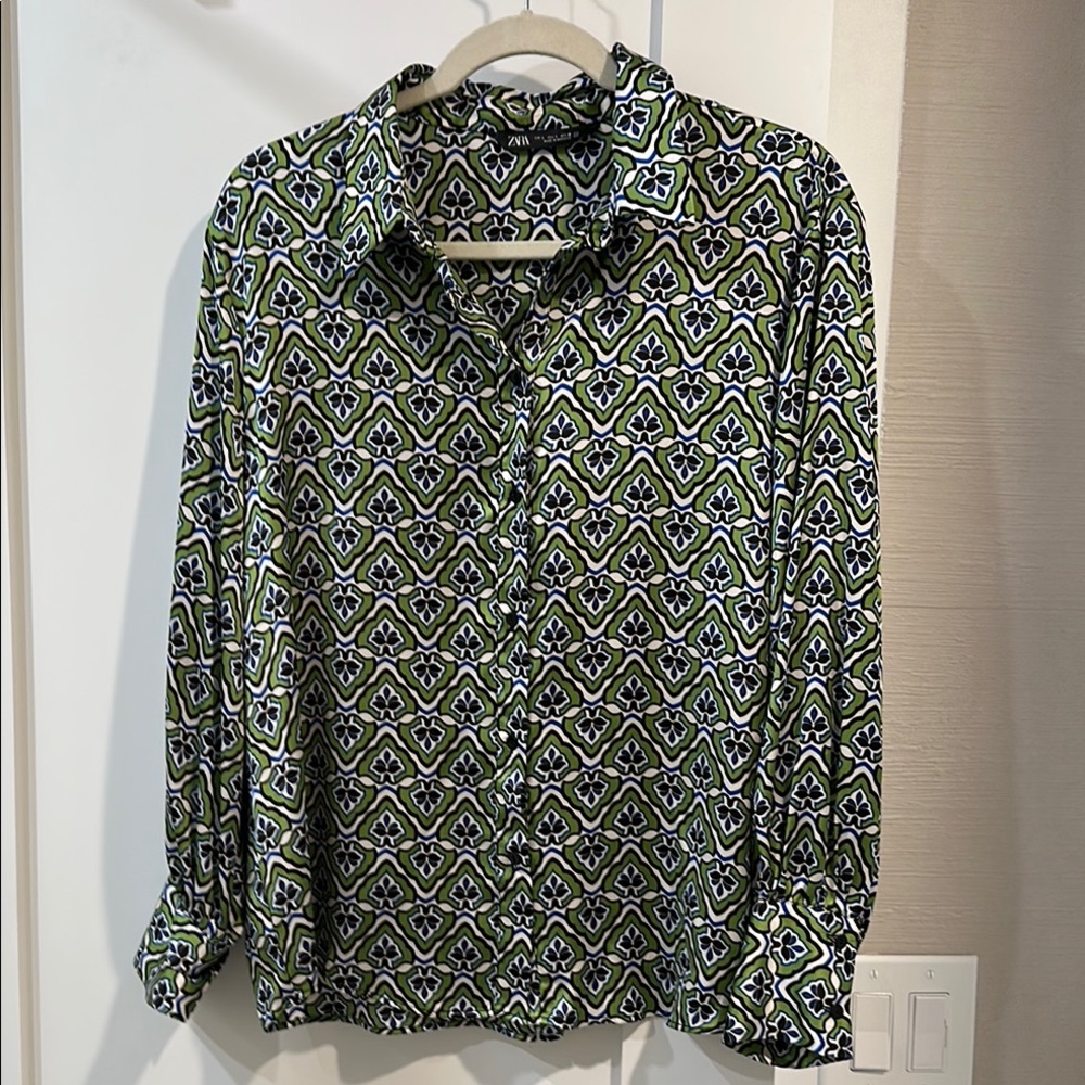 Zara Green and Black Patterned Blouse